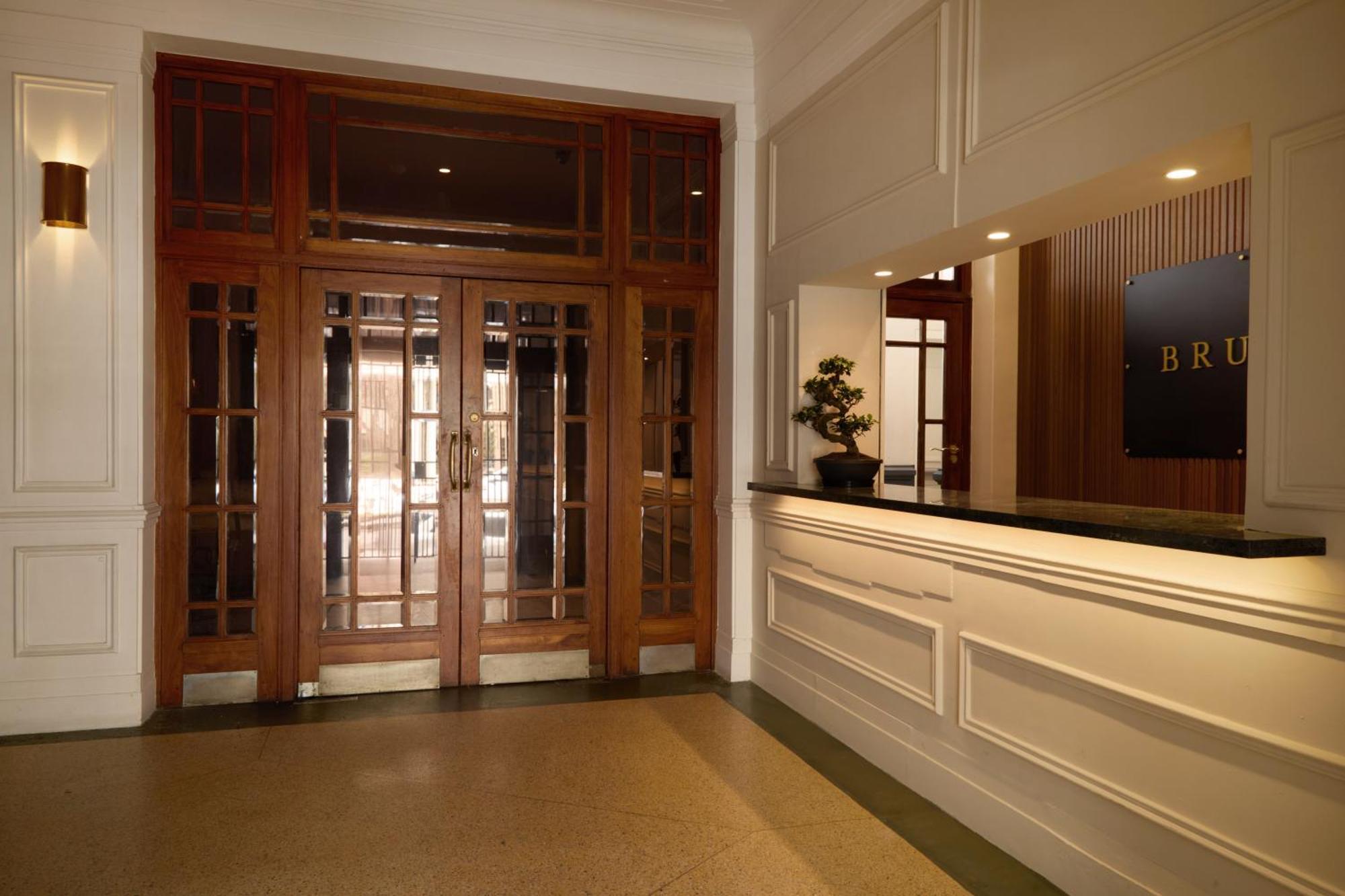 Hotel Bruxelles Cape Town Bagian luar foto
